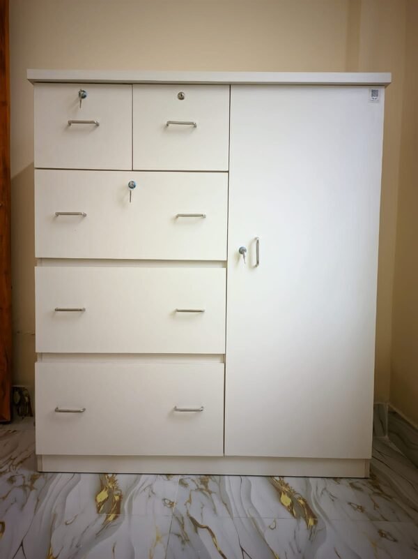 Elite Wardrobe - Image 5